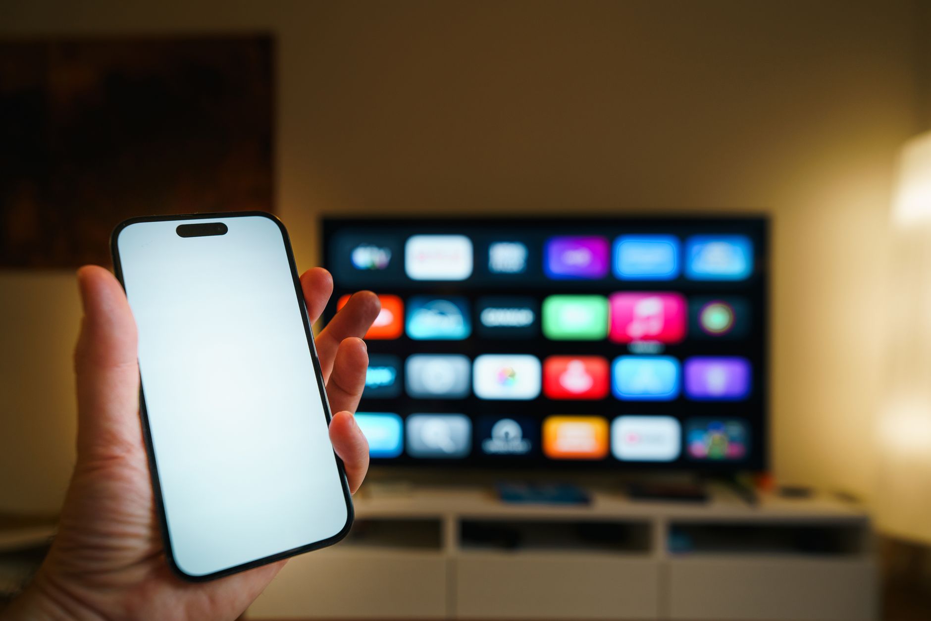 Що таке Apple HomeKit і чи має він сенс в Україні